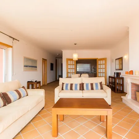T2 Vista Mar Piscina Del Rey Obidos B10 Апартаменты *