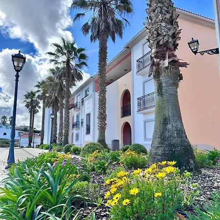 T2 Vista Mar Piscina Del Rey Obidos B10 Апартаменты *